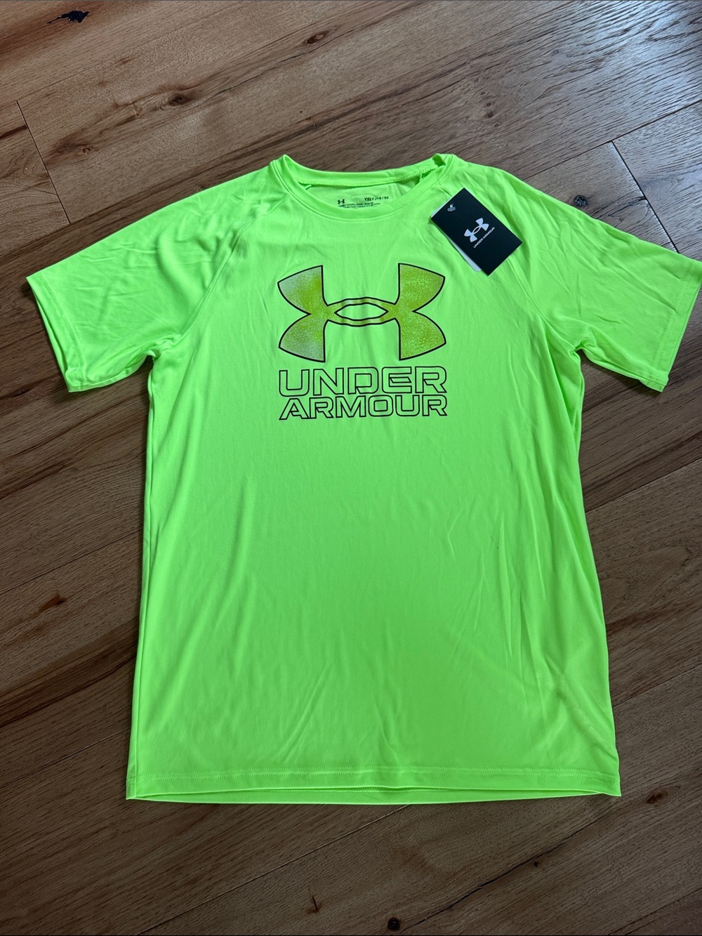 Under Armour Men’s Neon yellow Short Sleeve Performance Tee